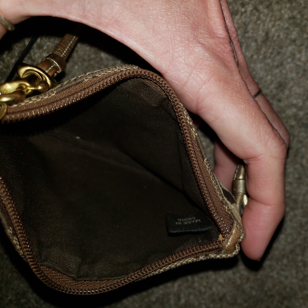 Coach Wristlet EUC - Picture 6 of 7